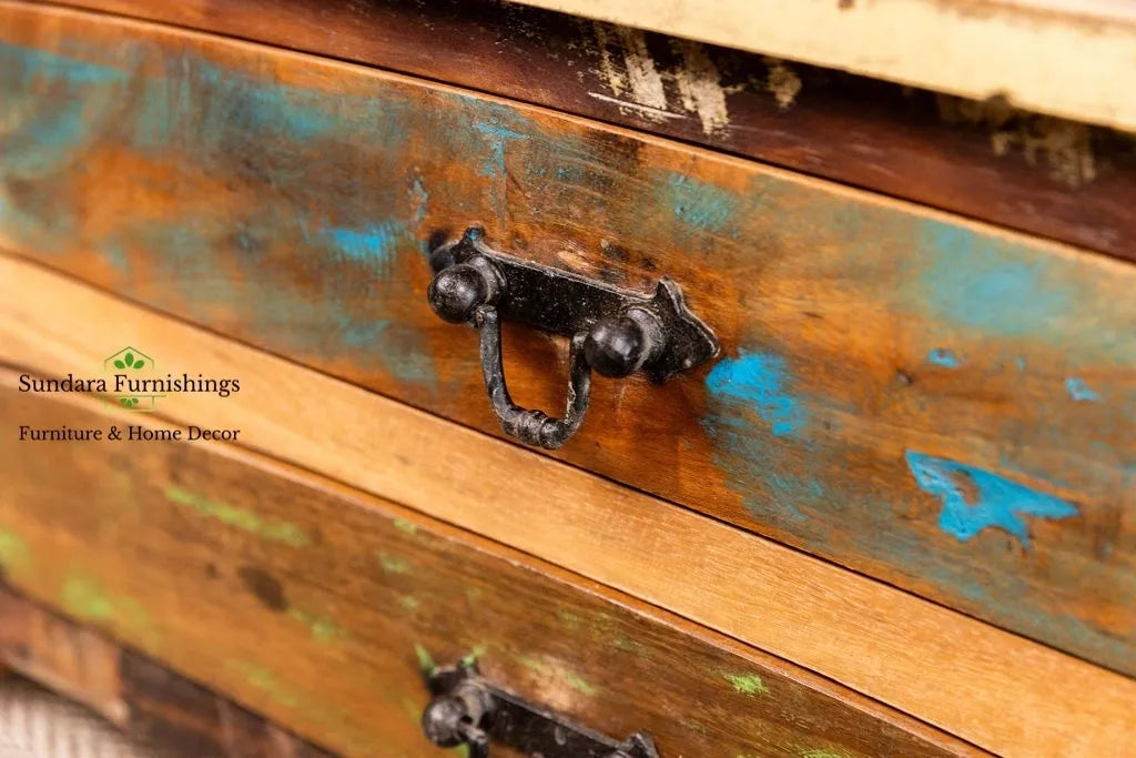 Reclaimed Wood Coffee Table with Hidden Trunk image 11