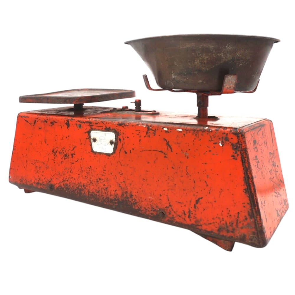 Vintage Kitchen Scale Red image 2
