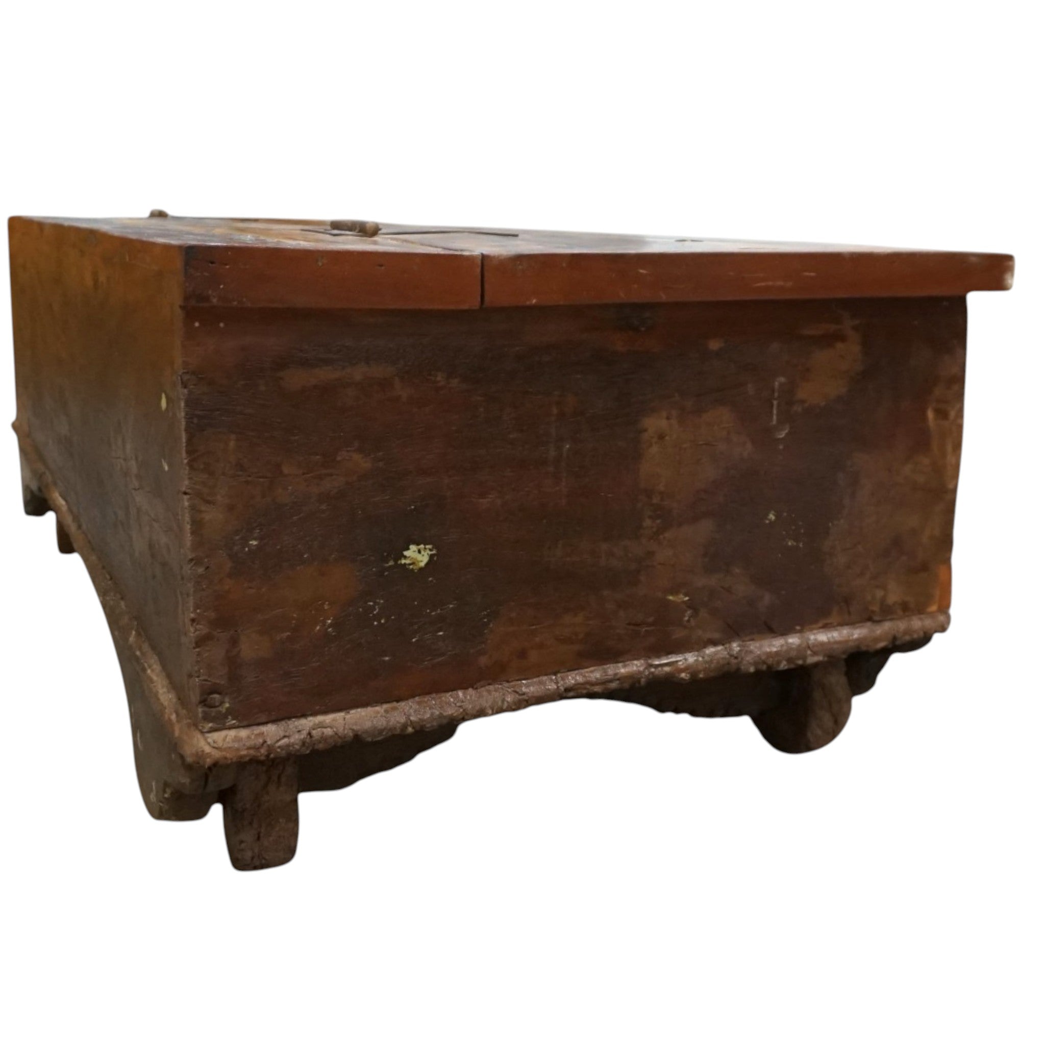 Handcrafted Large Reclaimed Wood Trunk Coffee Table | Storage & Wooden Wheels