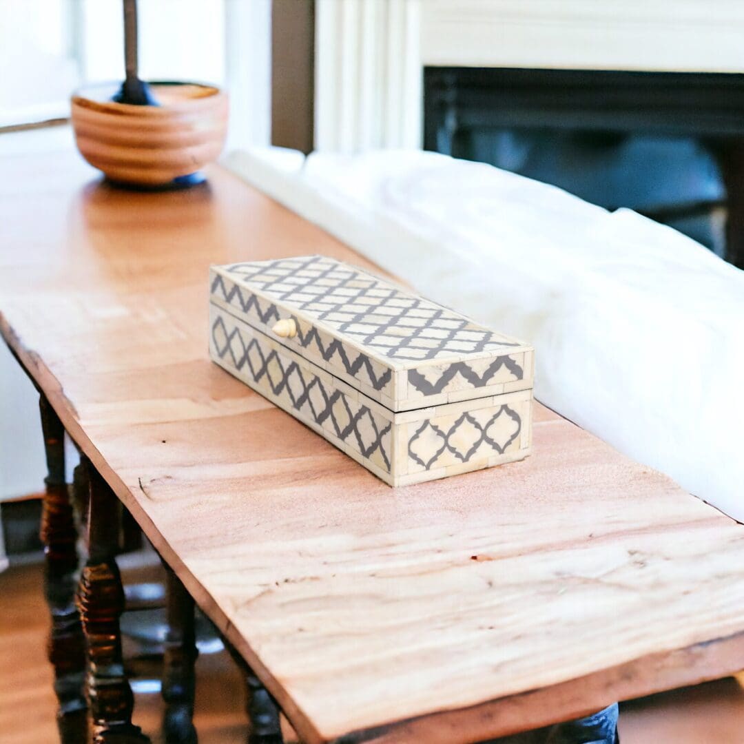 Long Rectangle Box Gray and White Inlay image 0