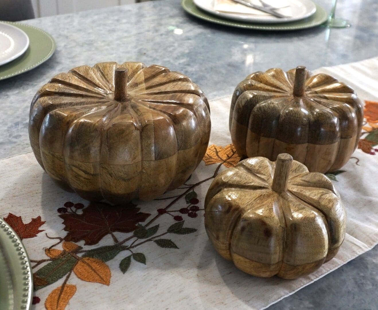 Hand-crafted Fall Pumpkins Natural Wood image 3