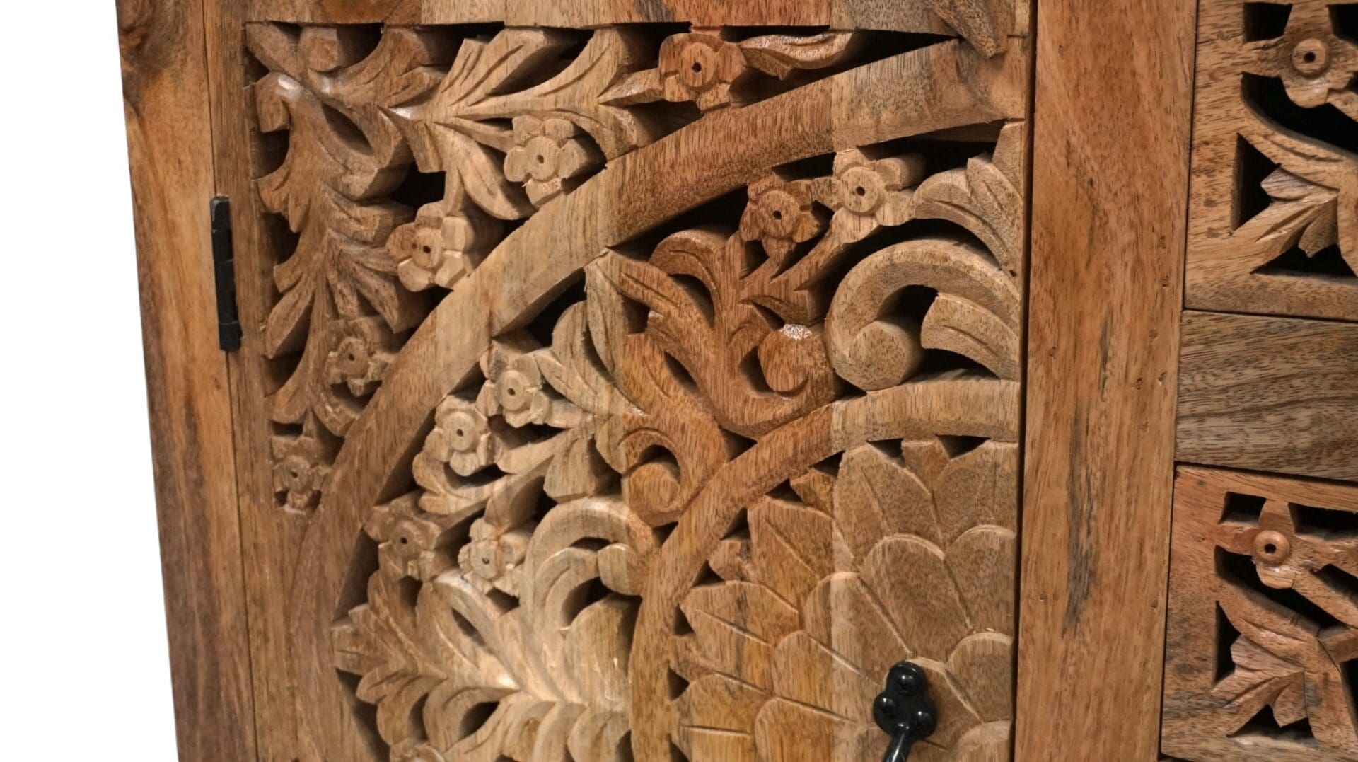 Stunning Natural Wood Sideboard with 2 Doors and 4 Drawers image 3