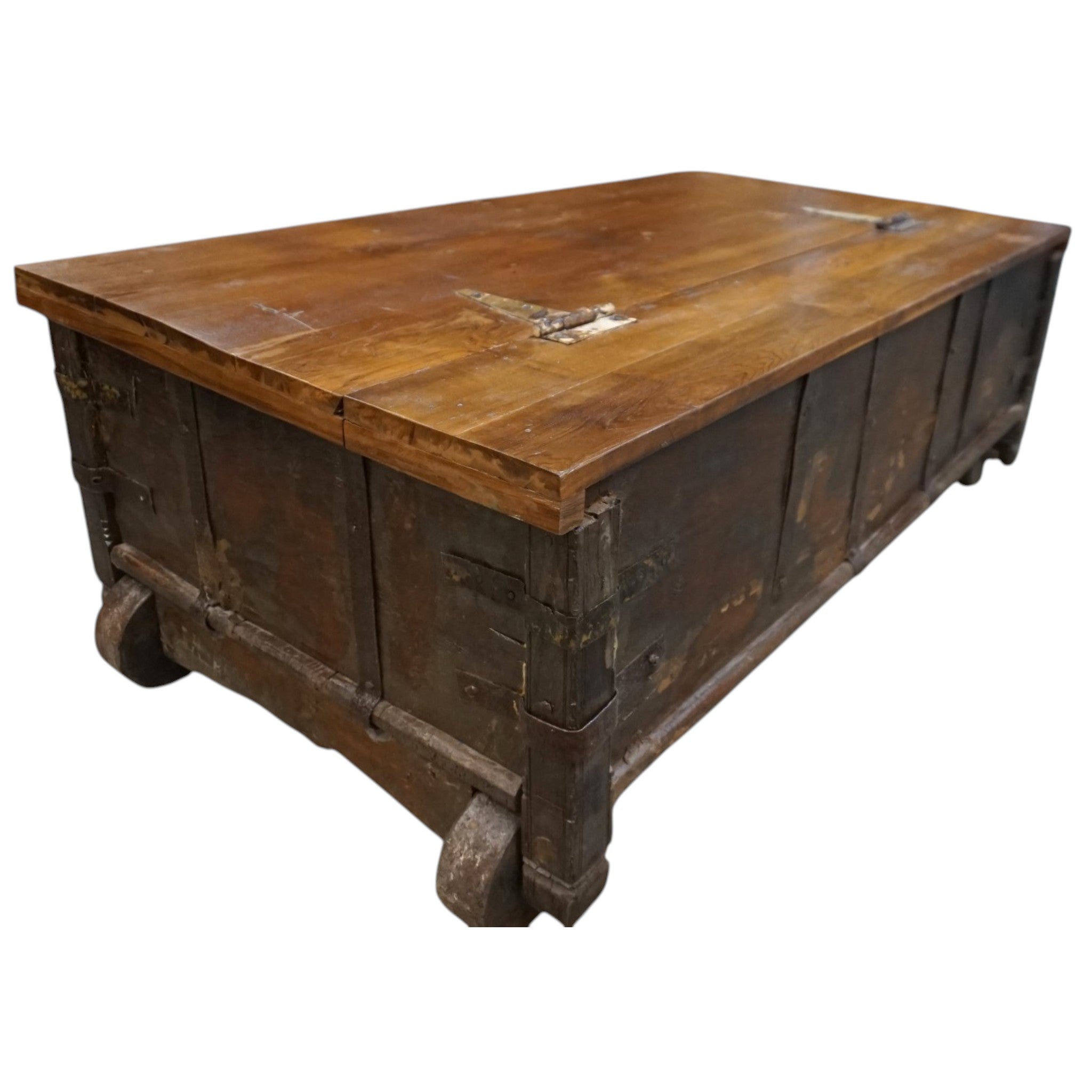 Handcrafted Large Reclaimed Wood Trunk Coffee Table | Storage & Wooden Wheels