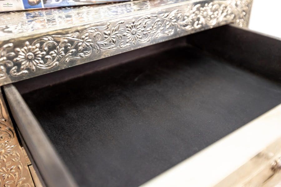 White Metal Side Table Hand-Embossed image 6